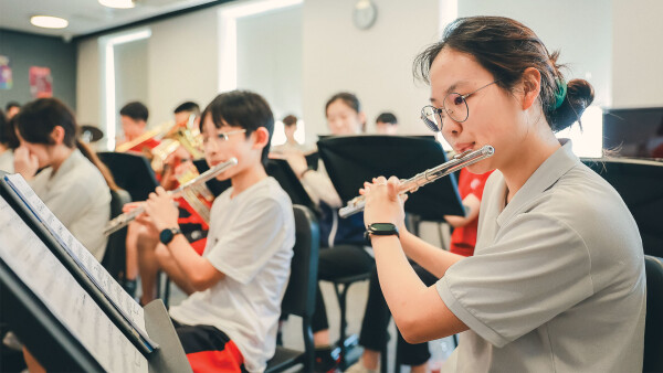 chengdu international school admissions include arts and music classes like band